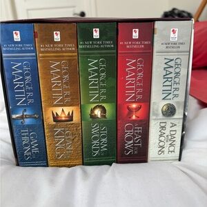 “Game of Thrones” A Song of Ice and Fire George R.R. Martin Book Set